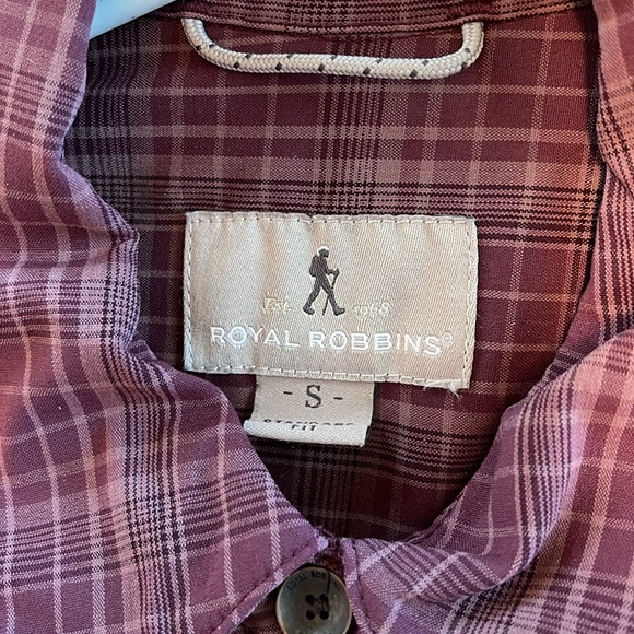 Royal Robbins,burgundy,length,quick dry,stretch,travel,mesh lined zip pocket,EUC - Picture 6 of 12